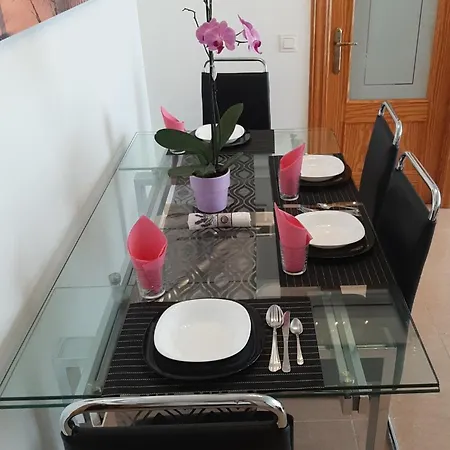 Nolan House 아파트 *