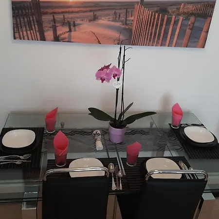 Nolan House Apartmán