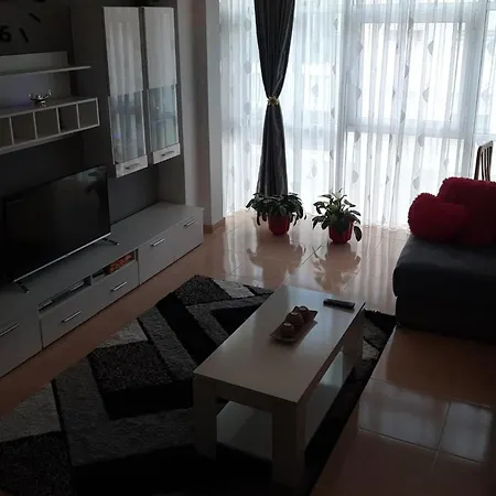 Nolan House Apartmán *