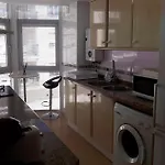 Nolan House ألتيا